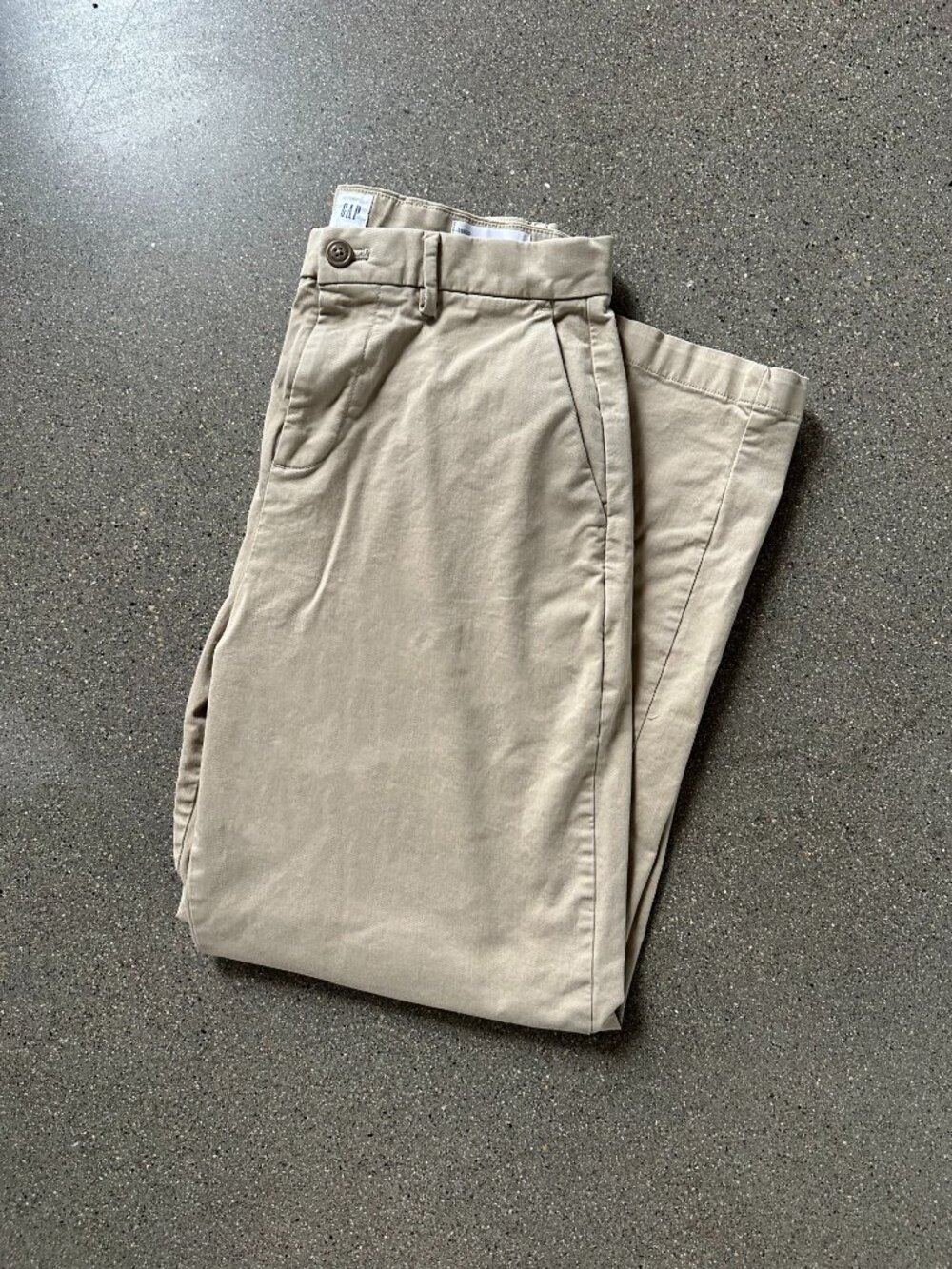 Gap - Modern Baggy Khakis - 28/30 - Picture 2 of 5